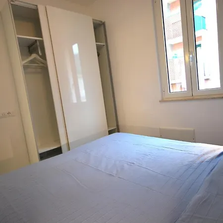 Apartment Con Giardino E Posto Auto Per Famiglie Finale Ligure