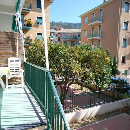Con Giardino E Posto Auto Per Famiglie Finale Ligure
