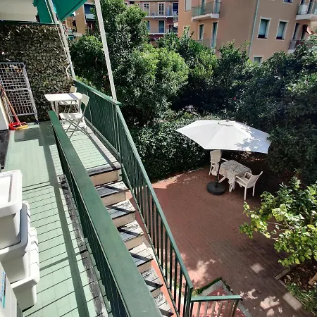 Apartment Con Giardino E Posto Auto Per Famiglie Finale Ligure