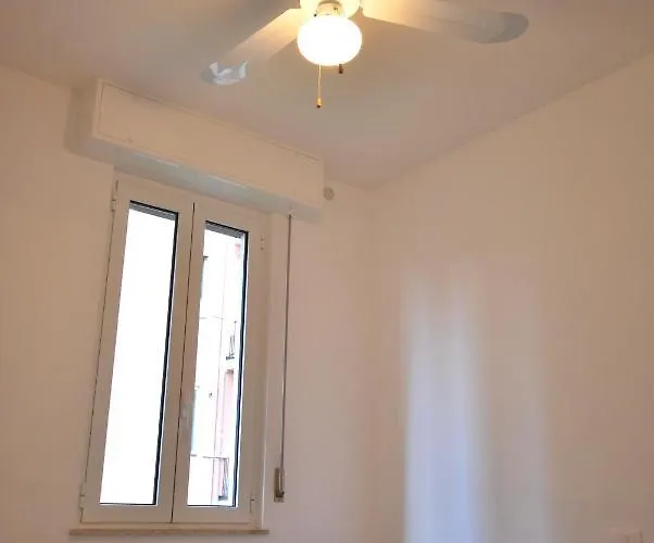 Con Giardino E Posto Auto Per Famiglie Appartement *