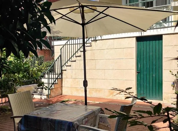 Appartement Con Giardino E Posto Auto Per Famiglie Finale Ligure