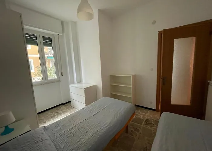 Appartement Con Giardino E Posto Auto Per Famiglie Finale Ligure