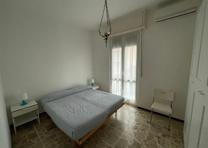 Con Giardino E Posto Auto Per Famiglie Finale Ligure