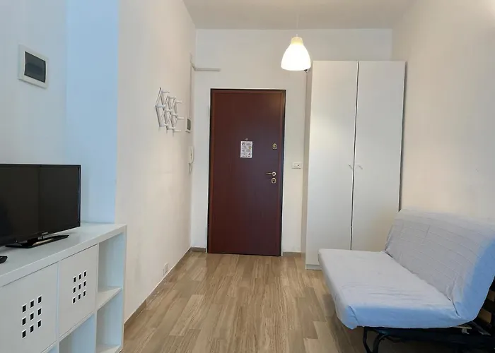 Con Giardino E Posto Auto Per Famiglie Finale Ligure